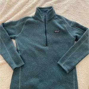 Teal Patagonia fleece sweater. Size medium!